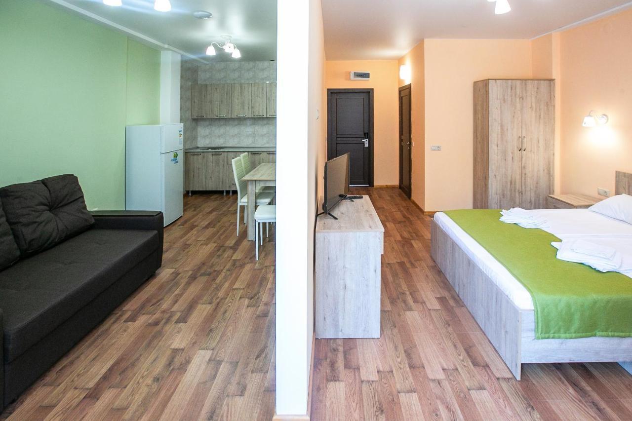 Гостиница "Курорт" פיזונדה מראה חיצוני תמונה